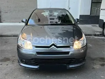 Usado Citroën C4 90 CV (66 kW) 2007 Gris / plata Berlina