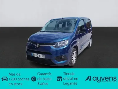 Usado Toyota Proace City City 131 CV (96 kW) 2023 Azul Monovolumen