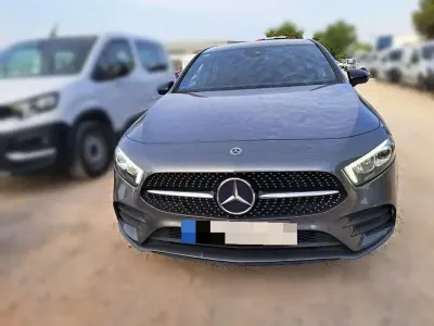 Usado Mercedes CLA250 160 CV (117 kW) 2021 Gris Coupe