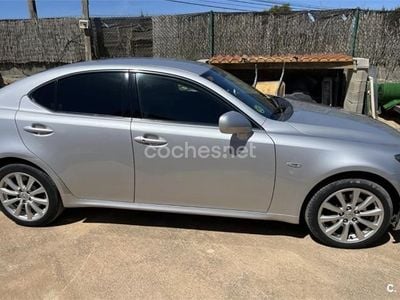 Usado Lexus IS220d Luxury Line 177 CV (130 kW) 2007 Gris / plata Berlina