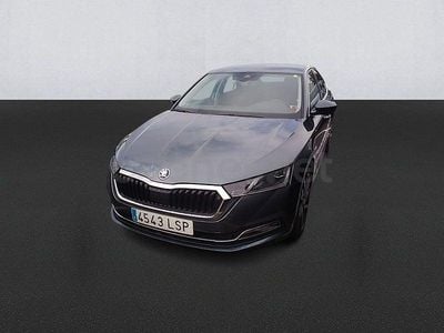 Usado Skoda Octavia Style 150 CV (110 kW) 2021 Gris / plata Berlina