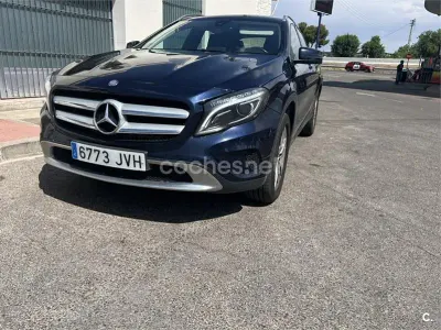 Usado Mercedes GLA180 Style 122 CV (89 kW) 2016 Azul SUV