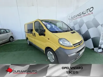 Usado Opel Vivaro 99 CV (72 kW) 2004 Amarillo Monovolumen