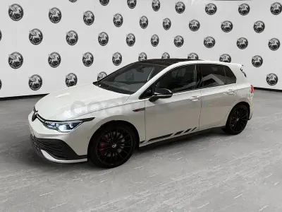Usado VW Golf VIII GTI Clubsport 301 CV (221 kW) 2023 Blanco Berlina