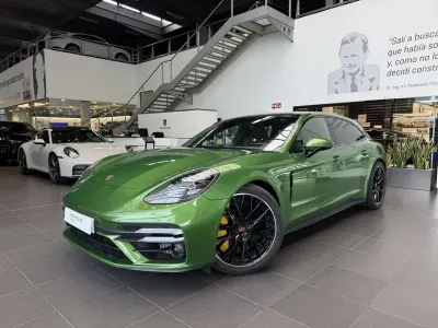 Usado Porsche Panamera Sport Turismo 630 CV (463 kW) 2020 Verde Familiar