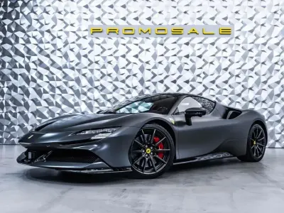 Usado Ferrari SF90 1001 CV (736 kW) 2023 Negro Coupe
