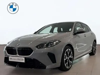 Usado BMW 120 Comfort Edition 163 CV (119 kW) 2025 Gris Utilitario