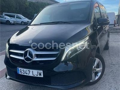 Mercedes V220