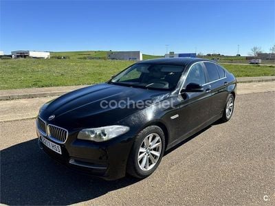 Usado BMW 518 Comfort Edition 143 CV (105 kW) 2013 Negro Berlina