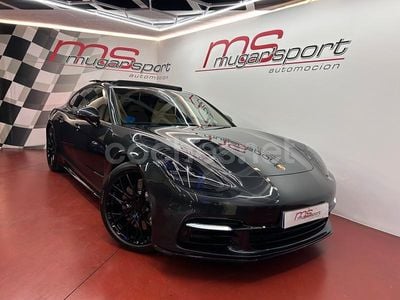 Porsche Panamera 4