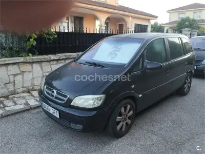 Usado Opel Zafira 100 CV (73 kW) 2005 Negro Monovolumen