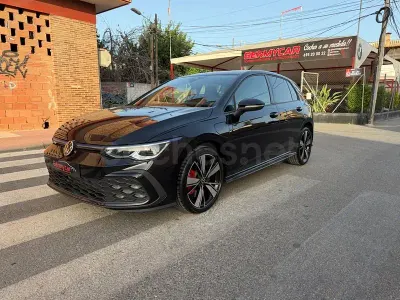 Usado VW Golf VIII GTE 245 CV (180 kW) 2021 Negro Berlina