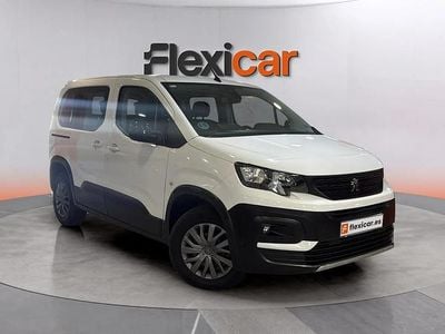 Usado Peugeot Rifter Active 102 CV (75 kW) 2023 Blanco Monovolumen