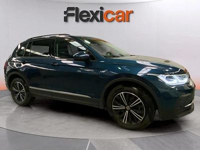 Usado VW Tiguan Life 150 CV (110 kW) 2021 Azul SUV