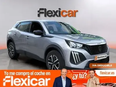 Usado Peugeot 2008 Active 100 CV (73 kW) 2023 Gris SUV