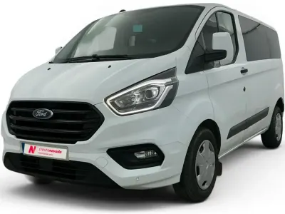 Usado Ford Transit Custom Trend 131 CV (96 kW) 2023 Blanco Familiar