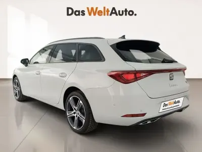 Uusi Seat Leon FR 204 HP (150 kW) 2025 Valkoinen