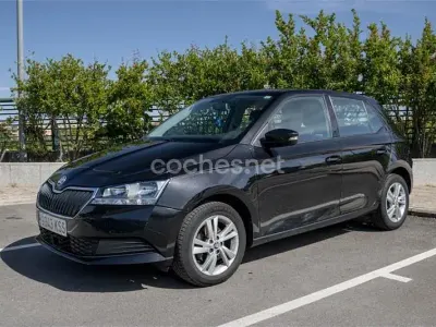 Usado Skoda Fabia Ambition 75 CV (55 kW) 2019 Negro Utilitario