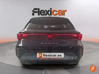 Usado Cupra Leon 204 CV (150 kW) 2024 Azul