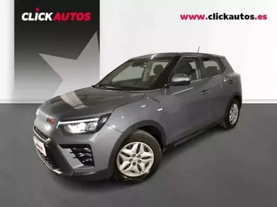Usado SsangYong Tivoli 135 CV (99 kW) 2024 Gris SUV