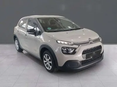 Usado Citroën C3 Live 99 CV (72 kW) 2021 Beige Utilitario
