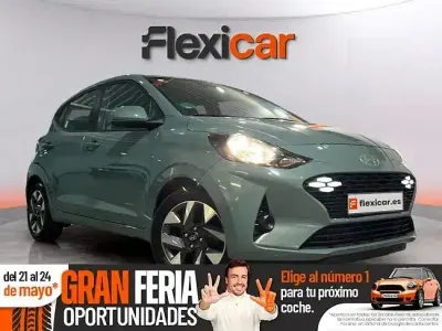 Usado Hyundai i10 67 CV (49 kW) 2023 Verde Utilitario