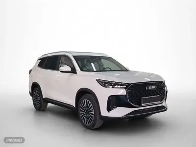 Usado Ebro s800 Luxury 147 CV (108 kW) 2025 Blanco SUV