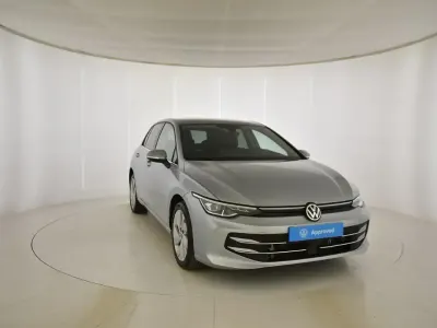 Usado VW Golf VIII Style 150 CV (110 kW) 2025 Gris/plata