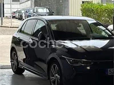 Usado VW Golf VIII R-line 130 CV (95 kW) 2021 Azul Berlina