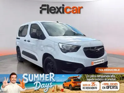 Usado Opel Combo Life Expression 102 CV (75 kW) 2020 Gris / plata Monovolumen