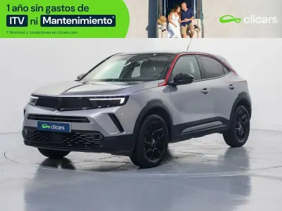 Usado Opel Mokka GS Line 131 CV (96 kW) 2021 Gris SUV