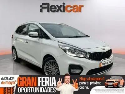Usado Kia Carens 141 CV (103 kW) 2017 Blanco Monovolumen