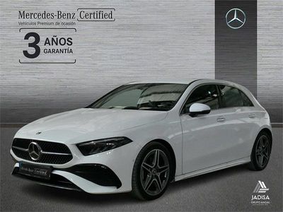 Blanco Usado 2024 Mercedes A200 AMG line Berlina | 34.990 € (Precio justo)