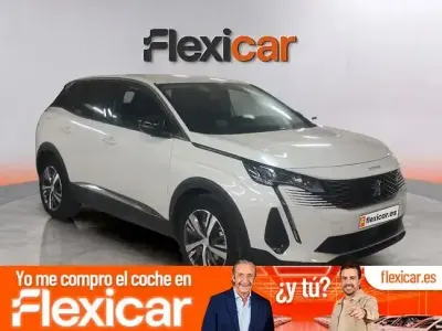 Usado Peugeot 3008 Active 130 CV (95 kW) 2022 Blanco SUV