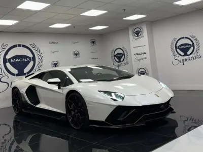 Usado Lamborghini Aventador 780 CV (573 kW) 2022 Blanco Coupe