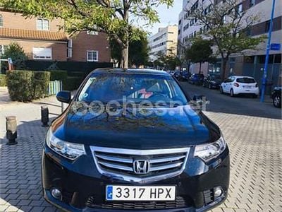Negro Usado 2013 Honda Accord Executive Berlina | 7900 €