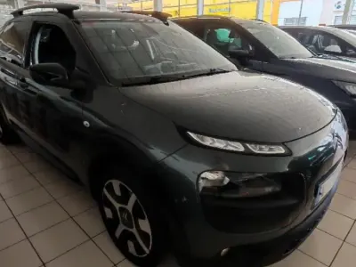 Usado Citroën C4 Feel 83 CV (61 kW) 2015 Gris acero Berlina