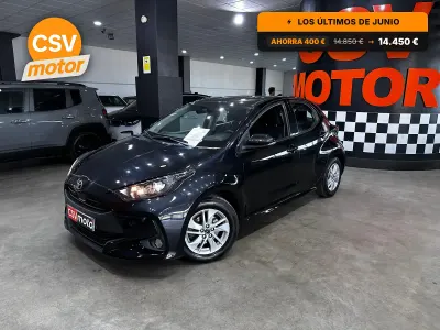 Usado Mazda 2 Center-Line 116 CV (85 kW) 2023 Negro Utilitario