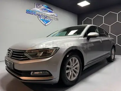Usado VW Passat Edition 150 CV (110 kW) 2018 Gris / plata Berlina
