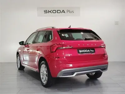 Usado Skoda Kamiq Style 150 CV (110 kW) 2022 Rojo SUV