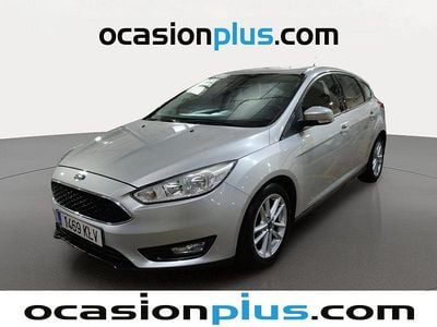 Usado Ford Focus Trend+ 125 CV (91 kW) 2018 Gris plata Utilitario