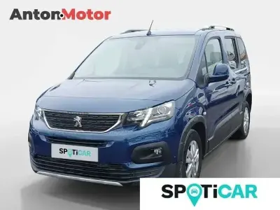 Begagnad Peugeot Rifter Allure 100 HK (73 kW) 2020 Blå Minibuss