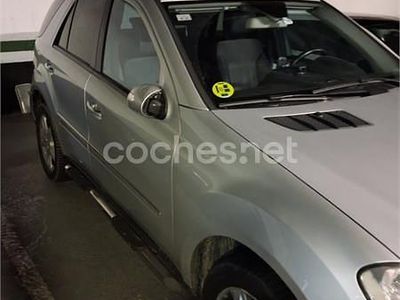 Gris / plata Usado 2006 Mercedes ML320 SUV | 12.000 € (Precio justo)