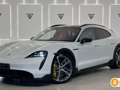 Usado Porsche Taycan Turbo S Cross Turismo 559 kW (761 CV) 2022 Blanco Familiar