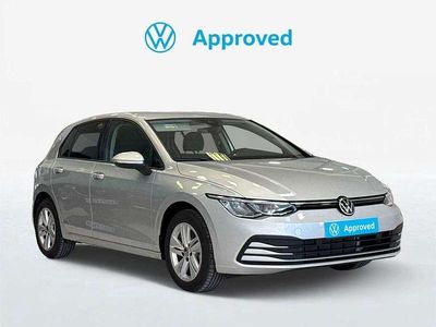 Plateado Usado 2024 VW Golf VIII Life Utilitario | 27.990 € (Un poco caro)