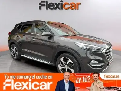 Usado Hyundai Tucson Style 176 CV (129 kW) 2017 Gris SUV