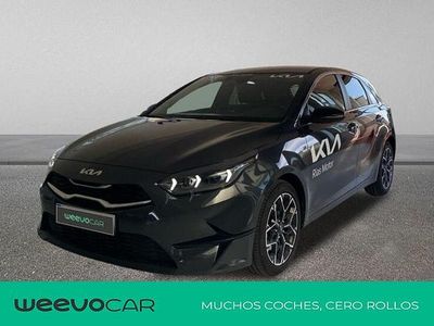 Oscuro Usado 2024 Kia Ceed Style Utilitario | 26.990 €