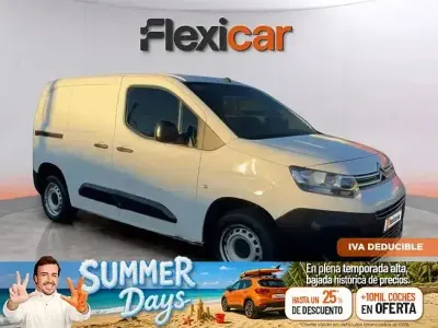Usado Citroën Berlingo Live 105 CV (77 kW) 2020 Blanco Monovolumen