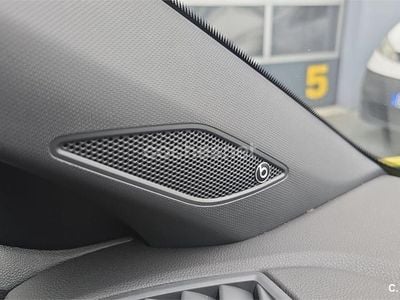 Amarillo Usado 2024 VW T-Cross R-line SUV | 24.500 € (Precio justo)