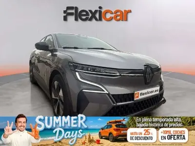 Usado Renault Megane E-Tech Equilibre 96 kW (131 CV) 2022 Gris Utilitario